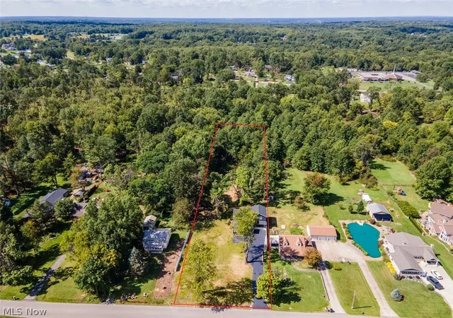 Photo 2 of Single family home for sale at 4702 Messerly Rd, Canfield, OH 44406 | MLS# 5244101 | Listing updated on 2026-09-14
