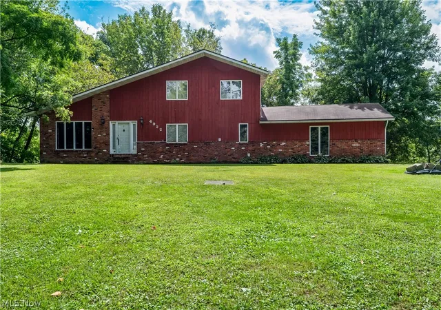 Photo 1 of Single family home for sale at 4922 S Ridge Rd E, Geneva, OH 44041 | MLS# 5240845 | Listing updated on 2026-10-04