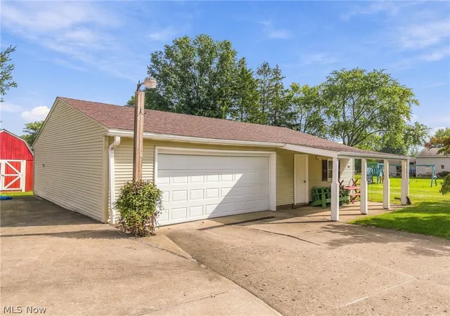 Photo 4 of Single family home for sale at 3834 Southway St SW, Massillon, OH 44646 | MLS# 5244283 | Listing updated on 2026-09-14