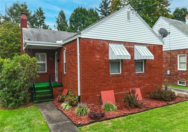 Photo 1 of Single family home for sale at 840 Main St, Belpre, OH 45714 | MLS# 5244603 | Listing updated on 2026-09-24