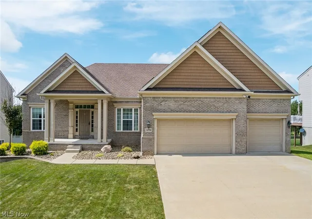 Photo 1 of Single family home for sale at 3898 Kenway Blvd, Green, OH 44685 | MLS# 5244504 | Listing updated on 2026-09-14