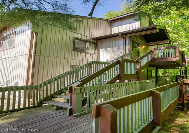 Condo for sale at 2153 Pinebrook Trl, Cuyahoga Falls, OH 44223 | MLS# 5244712