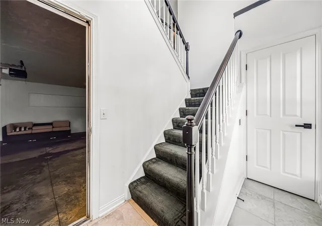 Listing Photo 4 - Condo for sale in building located at 351 E Legend Ct, Highland Heights, OH 44143 - Unit #C