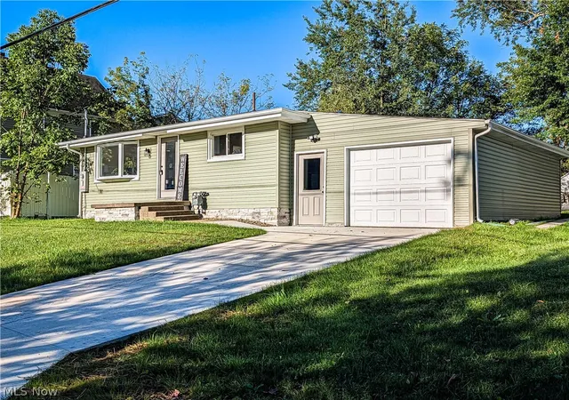 Photo 1 of Sale Pending at 945 14th Street Se, Massillon, OH 44646 | MLS# 5244095 | Listing updated on 2026-10-06
