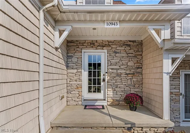 Photo 3 of Condo for sale at 10943 Rocky Ledge Ln, Concord Township, OH 44077 | MLS# 5244740 | Listing updated on 2026-09-21