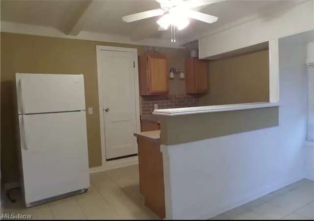 Photo 3 of Multi family home for sale at 231 S Vine St, Medina, OH 44256 | MLS# 5244610 | Listing updated on 2026-09-26