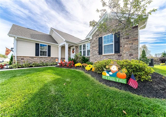 Photo 2 of Sale Pending at 34691 Legends Way, Grafton, OH 44044 | MLS# 5244741 | Listing updated on 2026-10-05
