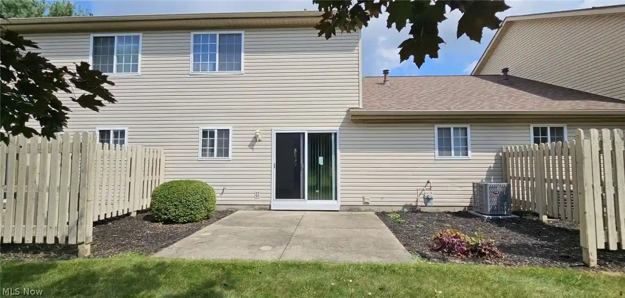 Listing Photo 16 - Condo for sale in 782 Orch St located at 782 Orch St, Wadsworth, OH 44281 - Unit 782 Orchard St