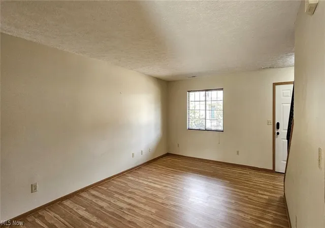 Photo 3 of Condo for sale at 782 Orchard St #3, Wadsworth, OH 44281 | MLS# 5244727 | Listing updated on 2026-09-14