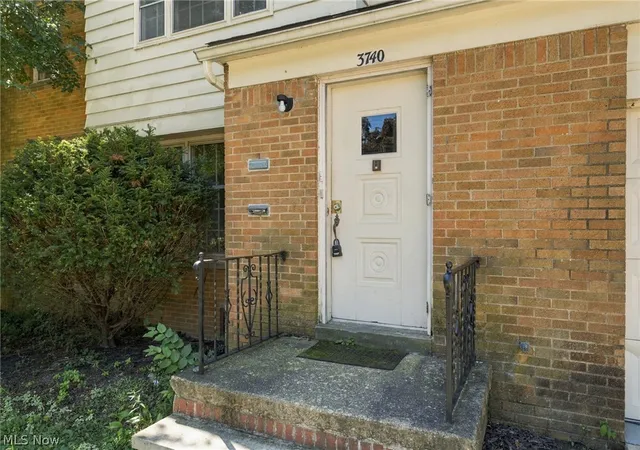 Photo 2 of Sale Pending at 3740 Washington Blvd, University Heights, OH 44118 | MLS# 5243261 | Listing updated on 2026-10-07