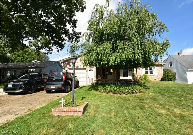 Photo 2 of Single family home for sale at 714 Sunset Dr, Lisbon, OH 44432 | MLS# 5244635 | Listing updated on 2026-09-14