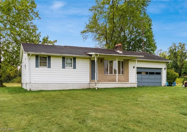 Photo 3 of Single family home for sale at 3640 Church Hl Rd, Zanesville, OH 43701 | MLS# 5244534 | Listing updated on 2026-09-29