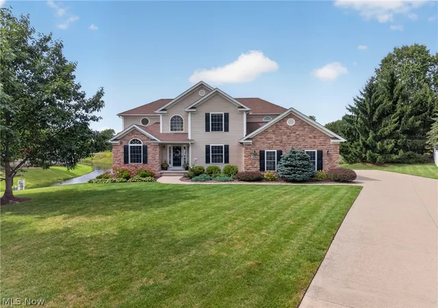 Single family home for sale at 1538 Mccausland Dr, Hudson, OH 44236 | MLS# 5243868