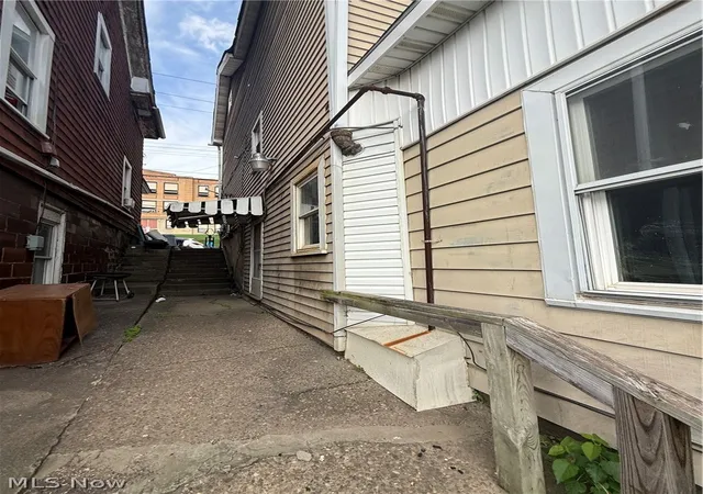 Listing Photo 5 - Condo for sale in building located at 3412 & 3414 Monroe St, Bellaire, OH 43906