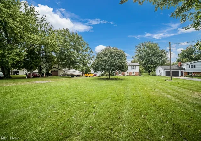Photo 3 of Single family home for sale at 13902 Mason Rd, Vermilion, OH 44089 | MLS# 5242171 | Listing updated on 2026-09-14