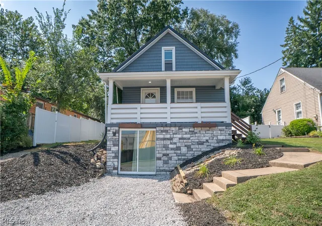 Photo 3 of Single family home for sale at 2413 Clearview Ave NW, Canton, OH 44708 | MLS# 5244869 | Listing updated on 2026-10-05