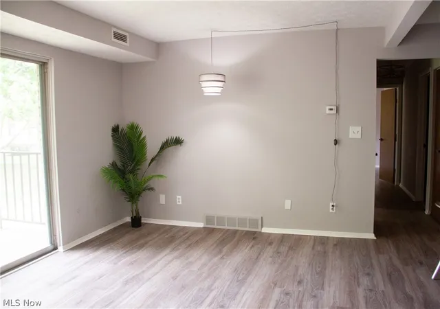 Photo 3 of Condo for sale at 16475 Heather Ln #S202, Cleveland, OH 44130 | MLS# 5244861 | Listing updated on 2026-09-15