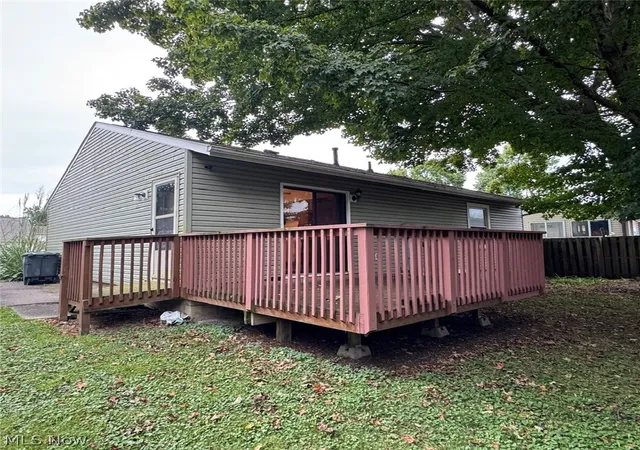 Photo 3 of Single family home for sale at 114 Sabetha Pl, Akron, OH 44313 | MLS# 5244561 | Listing updated on 2026-09-15