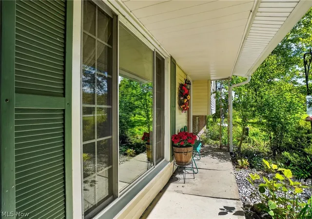 Photo 4 of Single family home for sale at 8910 Crackel Rd, Chagrin Falls, OH 44023 | MLS# 5244847 | Listing updated on 2026-09-14