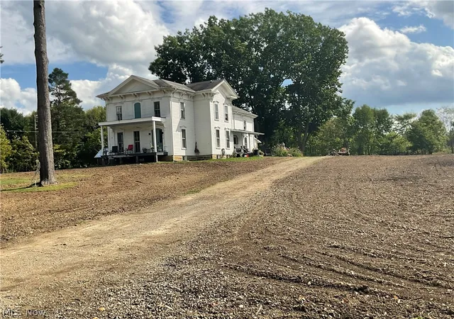 Photo 3 of Single family home for sale at 910 Brownville Rd, Rome, OH 44085 | MLS# 5244599 | Listing updated on 2026-09-15
