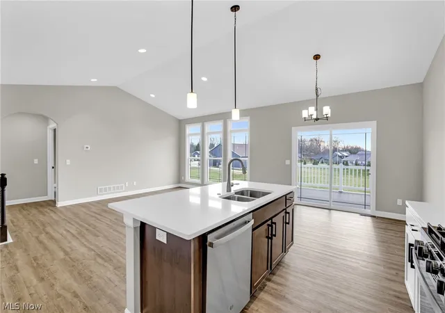 Photo 3 of Condo for sale at 506 Meadow Trl Sw, Hartville, OH 44632 | MLS# 5244856 | Listing updated on 2026-09-15