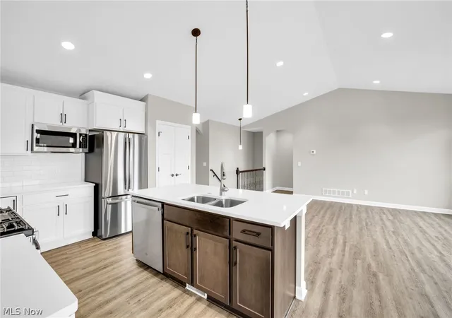 Photo 3 of Condo for sale at 506 Meadow Trl SW, Hartville, OH 44632 | MLS# 5244856 | Listing updated on 2026-09-15
