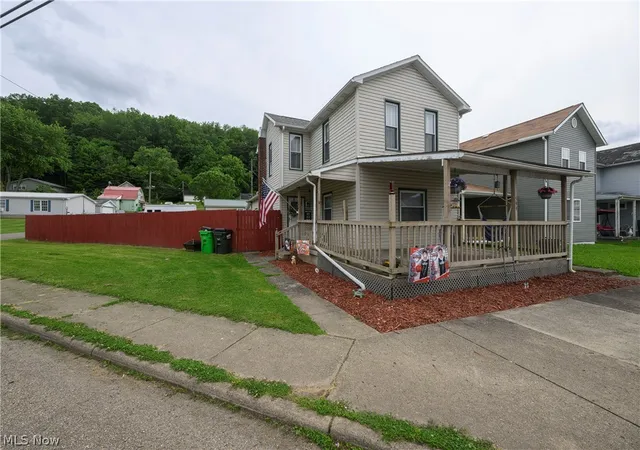 Photo 2 of Single family home for sale at 544 E High St, Uhrichsville, OH 44683 | MLS# 5244914 | Listing updated on 2026-09-20