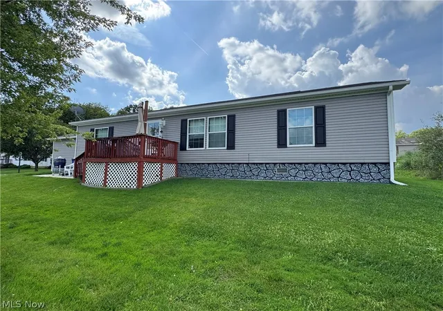 Photo 1 of Single family home for sale at 8879 Falcon Dr, Streetsboro, OH 44241 | MLS# 5244812 | Listing updated on 2026-09-28
