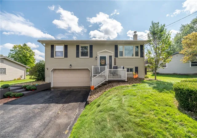 Photo 1 of Single family home for sale at 4585 Alderwood Dr, Canfield, OH 44406 | MLS# 5244753 | Listing updated on 2026-09-15