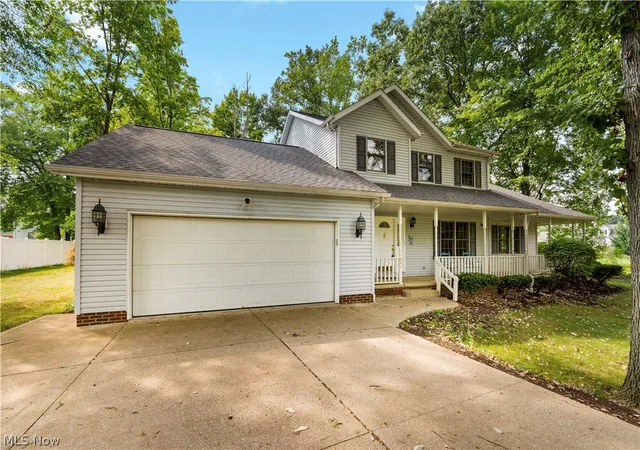 Photo 1 of Single family home for sale at 841 27th Street Ne, Massillon, OH 44646 | MLS# 5242908 | Listing updated on 2026-09-15