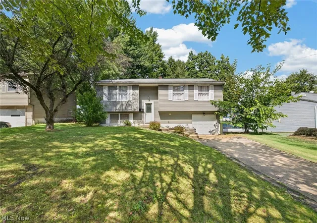 Photo 1 of Single family home for sale at 5124 Willow Crst Ave, Youngstown, OH 44515 | MLS# 5244976 | Listing updated on 2026-09-15