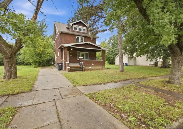 Photo 2 of Single family home for sale at 3286 E 140th Street, Cleveland, OH 44120 | MLS# 5244999 | Listing updated on 2026-09-15