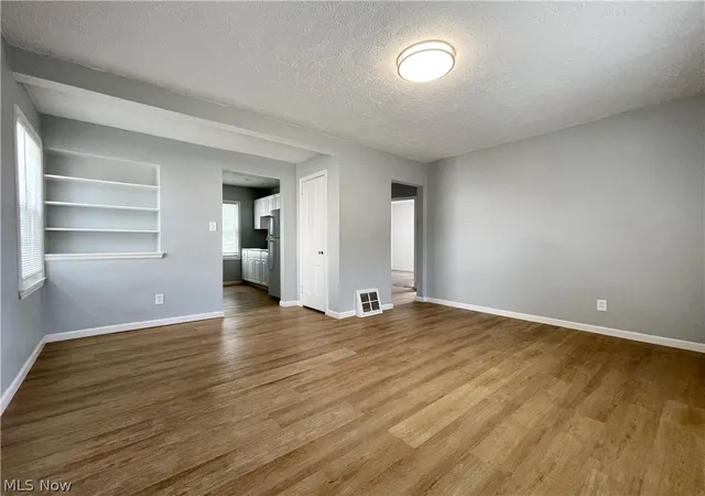 Photo 3 of Single family home for sale at 1731 Thornapple Ave, Akron, OH 44301 | MLS# 5244814 | Listing updated on 2026-09-15