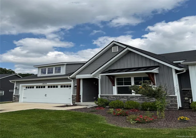 Photo 2 of Condo for sale at 1025 Camellia Cir #41, Howell, MI 48843 | MLS# 20230044318 | Listing updated on 2026-09-04