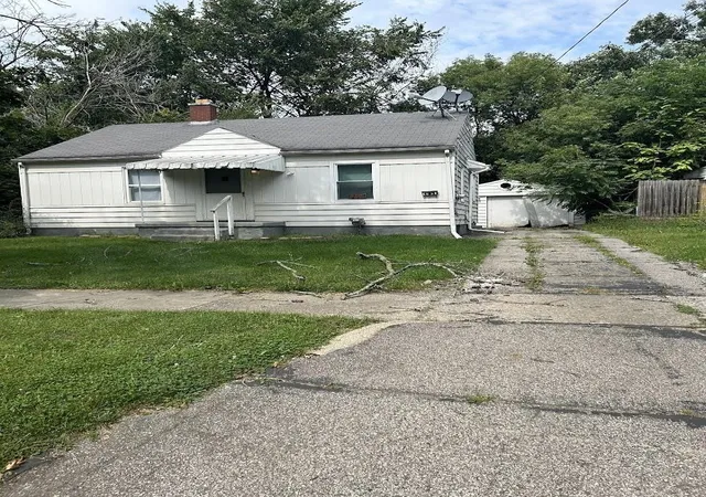 Photo 1 of Sale Pending at 2301 Missouri Ave, Flint, MI 48506 | MLS# 5050153877 | Listing updated on 2026-10-09