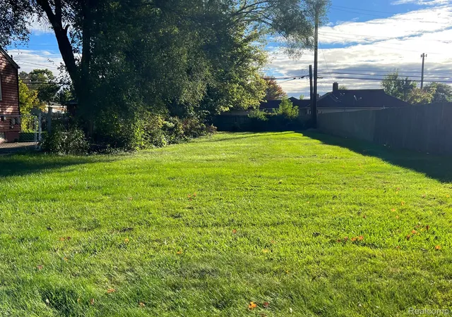 Photo 1 of Land for sale at 0 Poplar, Southgate City Wayne, MI 48195 | MLS# 20240075716 | Listing updated on 2026-10-07