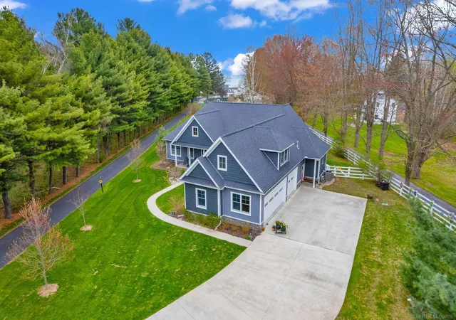 Photo 1 of Single family home for sale at 3905 Lakeshore Rd, Lexington, MI 48450 | MLS# 58050175540 | Listing updated on 2026-09-02