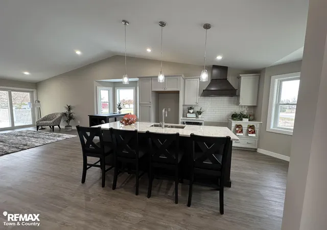 Photo 2 of Condo for sale at 1473 Mallard Cir, Owosso, MI 48867 | MLS# 5050194018 | Listing updated on 2026-09-09