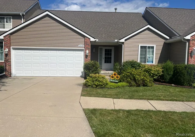 Photo 1 of Condo for sale at 2078 W Ridge Dr #21, Davison, MI 48423 | MLS# 20251056022 | Listing updated on 2026-09-05