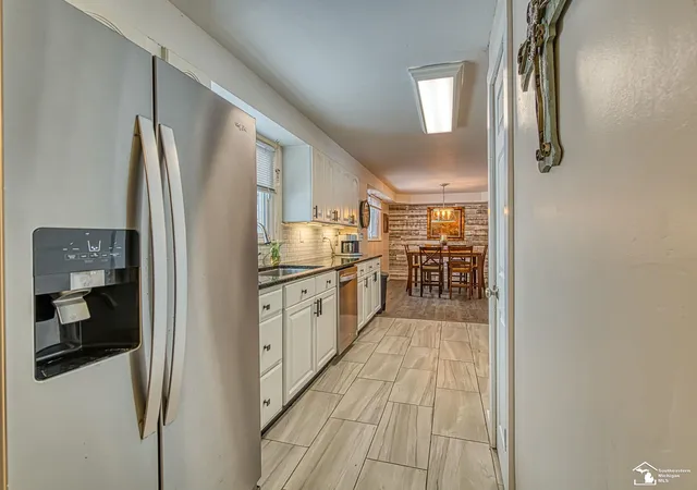 Photo 1 of Sale Pending at 2525 Reinhardt Rd, Monroe, MI 48162 | MLS# 57050198434 | Listing updated on 2026-09-12