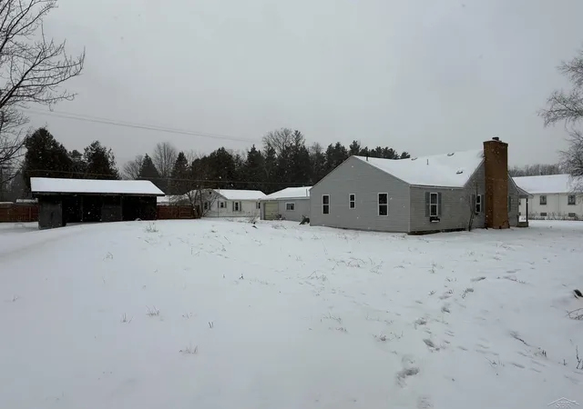 Photo 2 of Single family home for sale at 3493 Pine River Rd, Standish, MI 48658 | MLS# 61050198897 | Listing updated on 2026-10-05