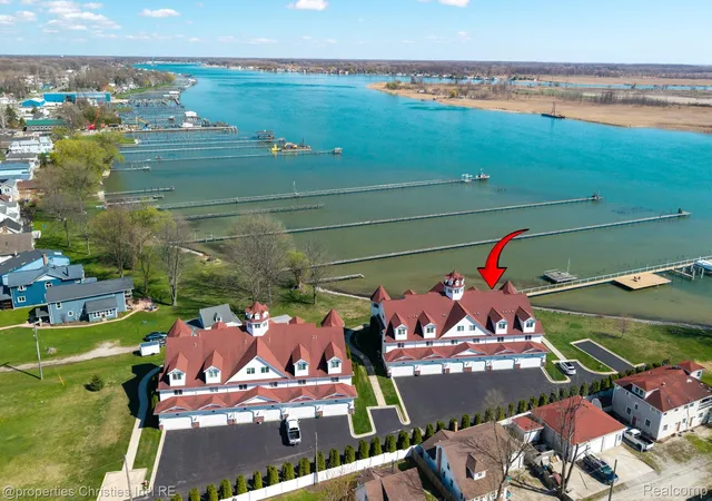 Photo 4 of Condo for sale at 9996 Tashmoo Ln #2, Clay, MI 48001 | MLS# 20261007850 | Listing updated on 2026-09-10