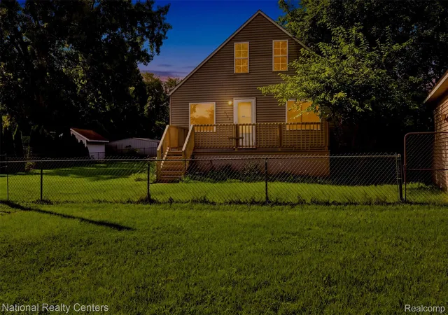 Photo 1 of Single family home for sale at 3148 Carr St, Flint, MI 48506 | MLS# 20261014013 | Listing updated on 2026-09-11