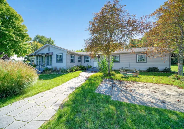 Single family home for sale at 228 Oak Grv Dr, CambridgeTownship_Lenawee, MI 49230 | MLS# 55026010929