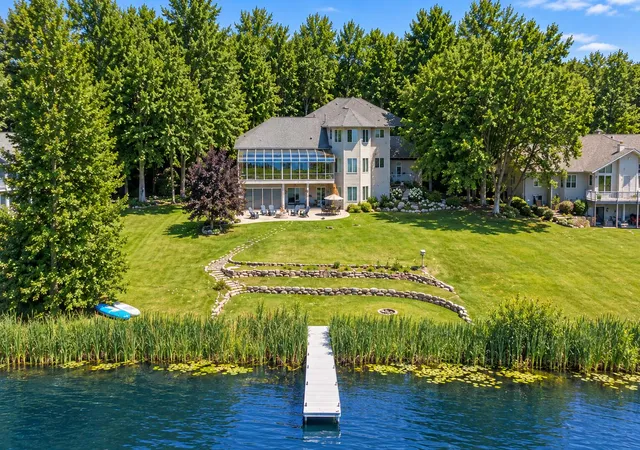 Photo 1 of Single family home for sale at 9613 Fawn Ridge Rd, Stanwood, MI 49346 | MLS# 65026015405 | Listing updated on 2026-10-09
