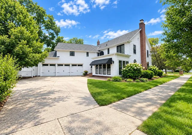 Photo 2 of Single family home for sale at 1714 4th Street, Jackson, MI 49203 | MLS# 55026016482 | Listing updated on 2026-09-10