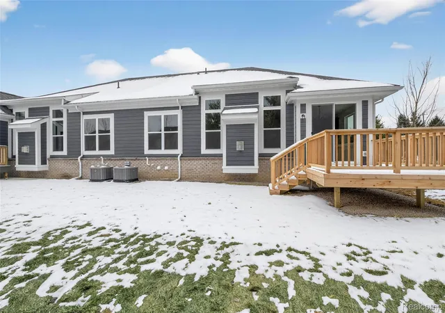 Listing Photo 1 - Condo for sale in building located at 1496 Turner Dr, Walled Lake, MI 48390 - Unit #1