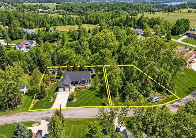 Photo 3 of Single family home for sale at 14840 Killorglin Ln, Cement City, MI 49233 | MLS# 55026017669 | Listing updated on 2026-10-11