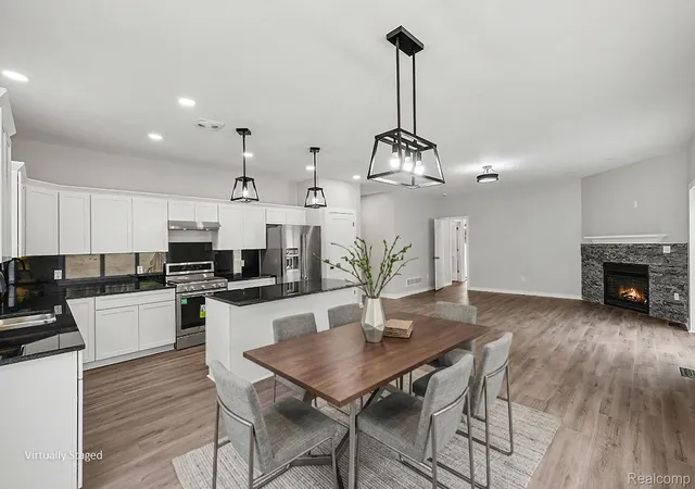 Photo 4 of Single family home for sale at 17311 Timber Crk, Holly, MI 48442 | MLS# 20261028276 | Listing updated on 2026-09-04