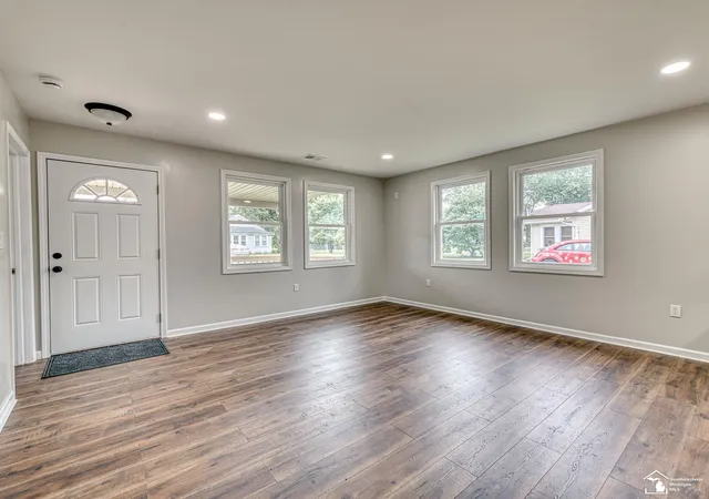 Photo 4 of Single family home for sale at 3019 8th Street, Monroe, MI 48162 | MLS# 57050205428 | Listing updated on 2026-09-17